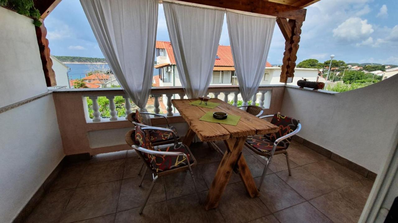 Apartments Balen Barbat na Rabu Экстерьер фото